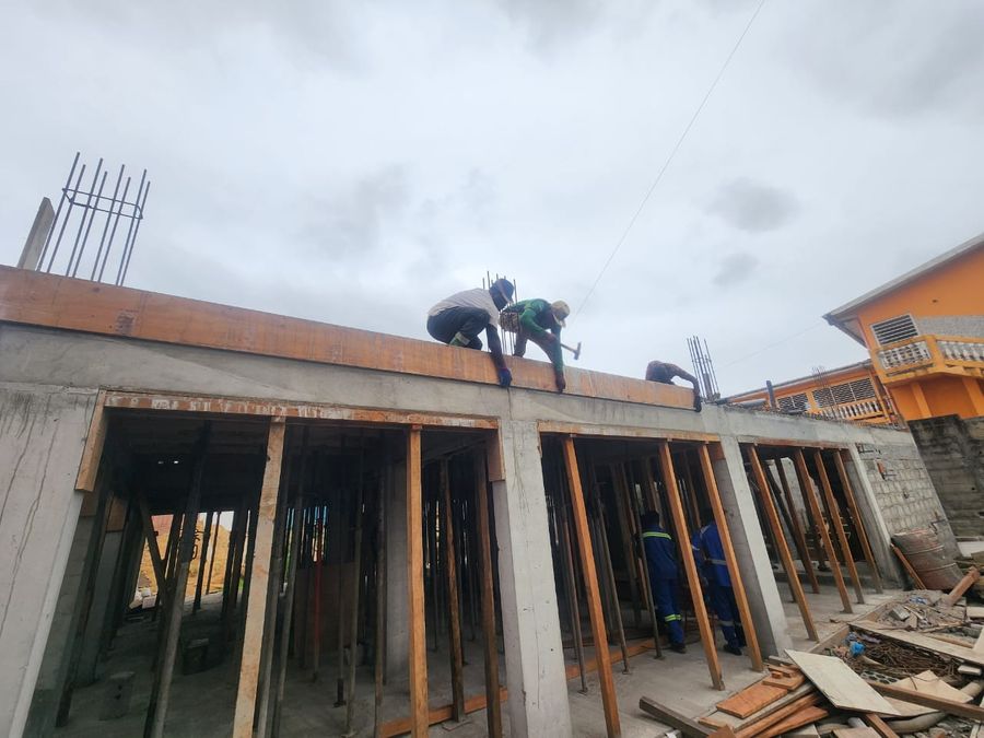 Coffrage et étaiement — chantier LCC